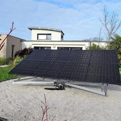 Pose d'un tracker solaire
